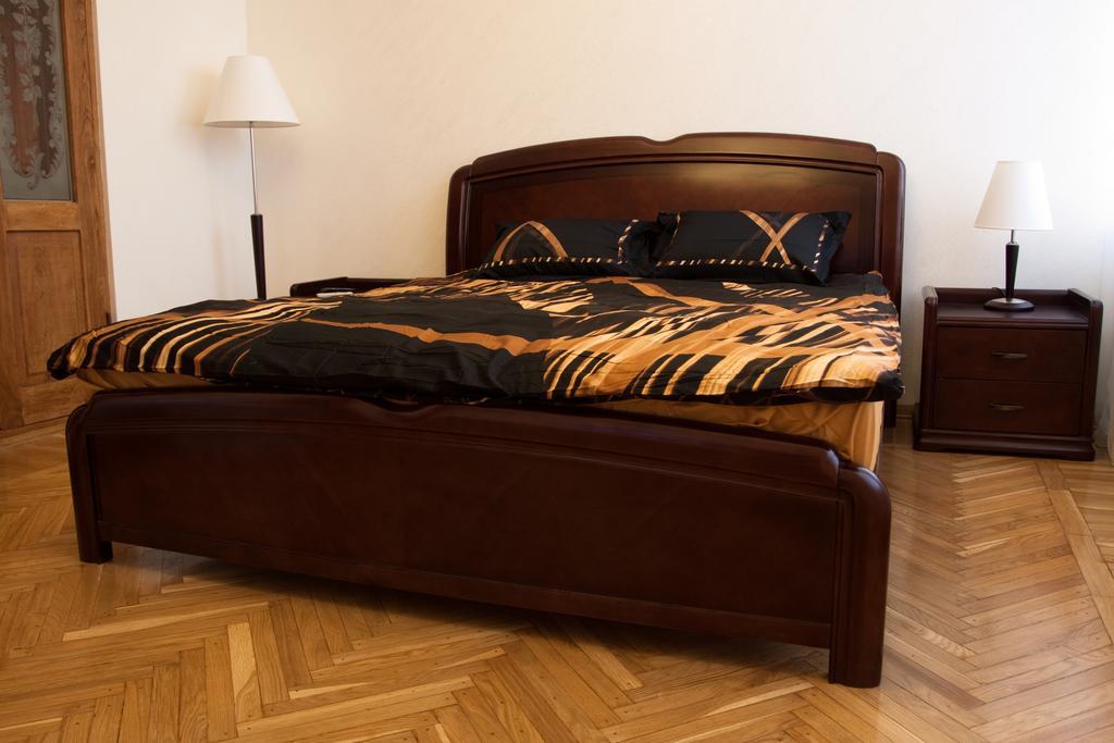 Apartamenty Na Sofievskoy Odessa Dış mekan fotoğraf