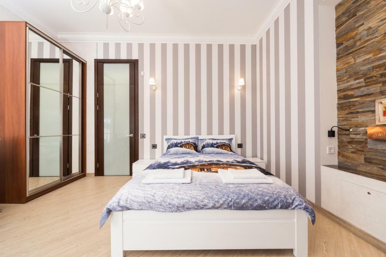 Apartamenty Na Sofievskoy Odessa Dış mekan fotoğraf